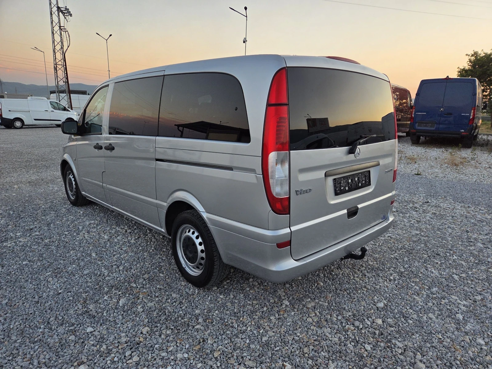 Mercedes-Benz Vito 116 CDI, Пътнически, Климатик, 9 местен, Две стран - изображение 3