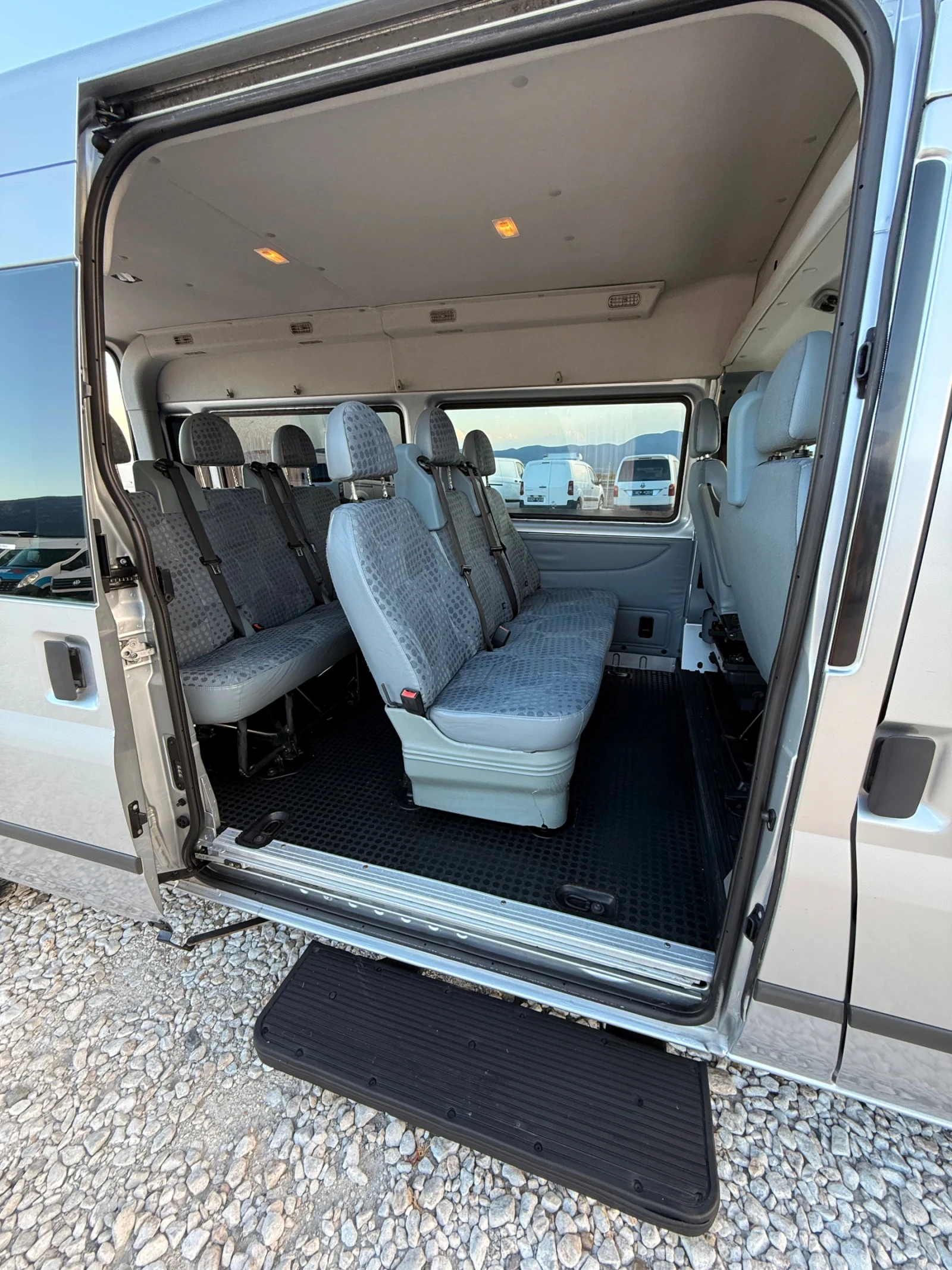Ford Transit MAXii-2.2TDCi-Клима-9местен-ЕВРО5!!!, снимка 9 - Бусове и автобуси - 55364996