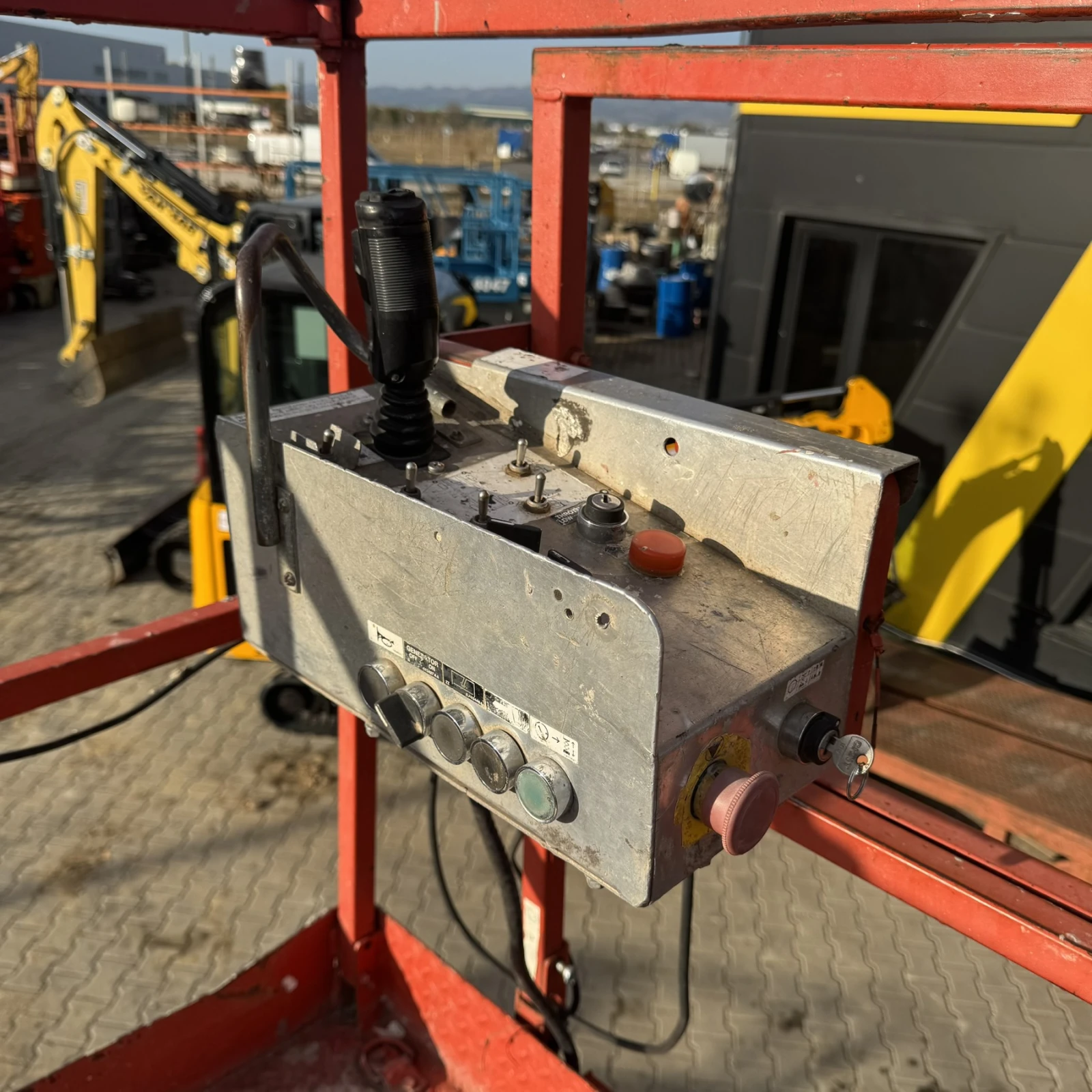 ��������� Skyjack SJ9250 | Mobile.bg � ����������� 16