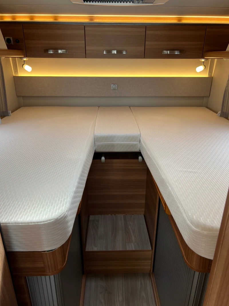 Кемпер Weinsberg CaraCompact Pepper Edition Надуваем Форцелт, снимка 13 - Каравани и кемпери - 49859217