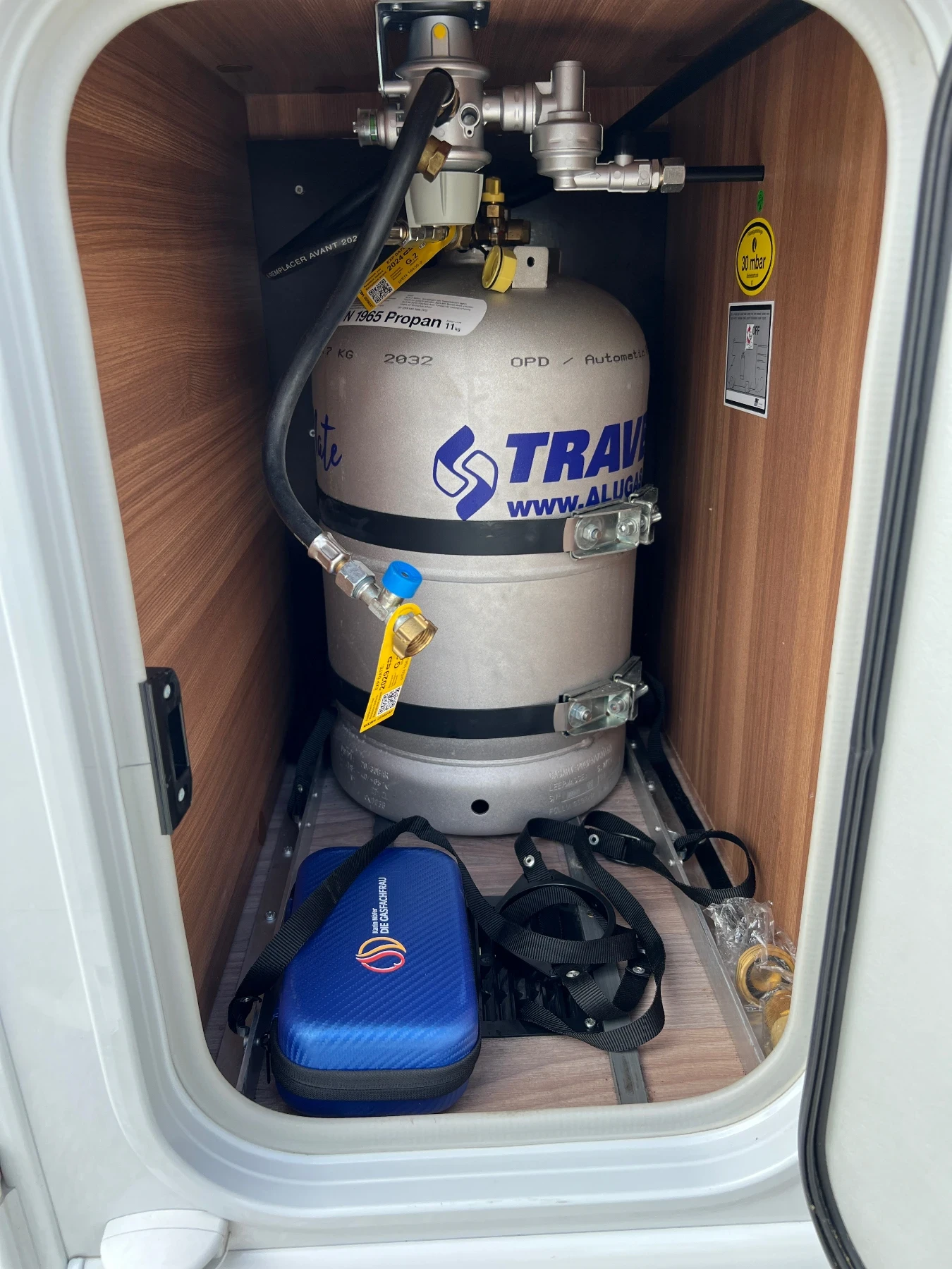  Weinsberg CaraCompact Pepper Edition   | Mobile.bg   16