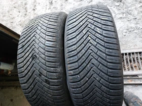 Гуми Всесезонни 235/55R18, снимка 1 - Гуми и джанти - 48824891