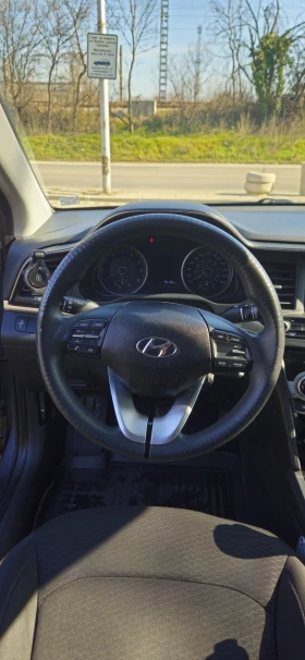 Hyundai Elantra, снимка 5