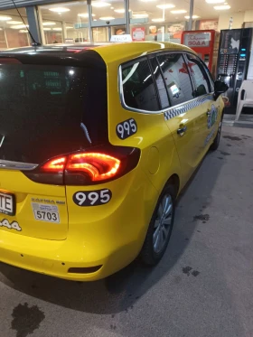 Opel Zafira Таурер, снимка 3