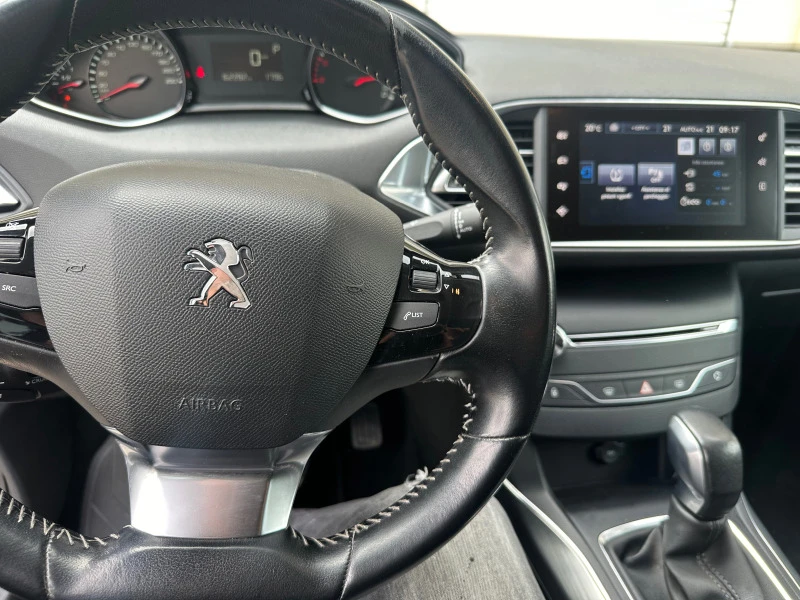 Peugeot 308 1.6hdi AUTOMATIC/ NAVI / 2017 / , снимка 12 - Автомобили и джипове - 45063745