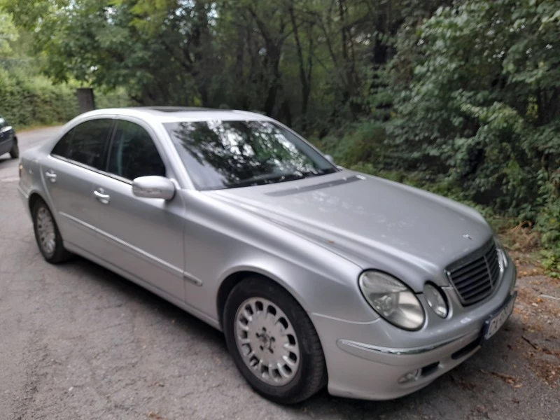 Mercedes-Benz E 270, снимка 1 - Автомобили и джипове - 47580740