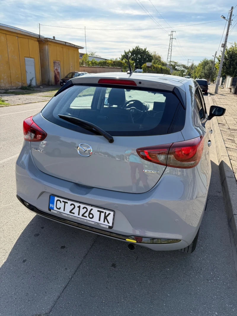 Mazda 2 1.6 Skyactive G, снимка 4 - Автомобили и джипове - 47513327