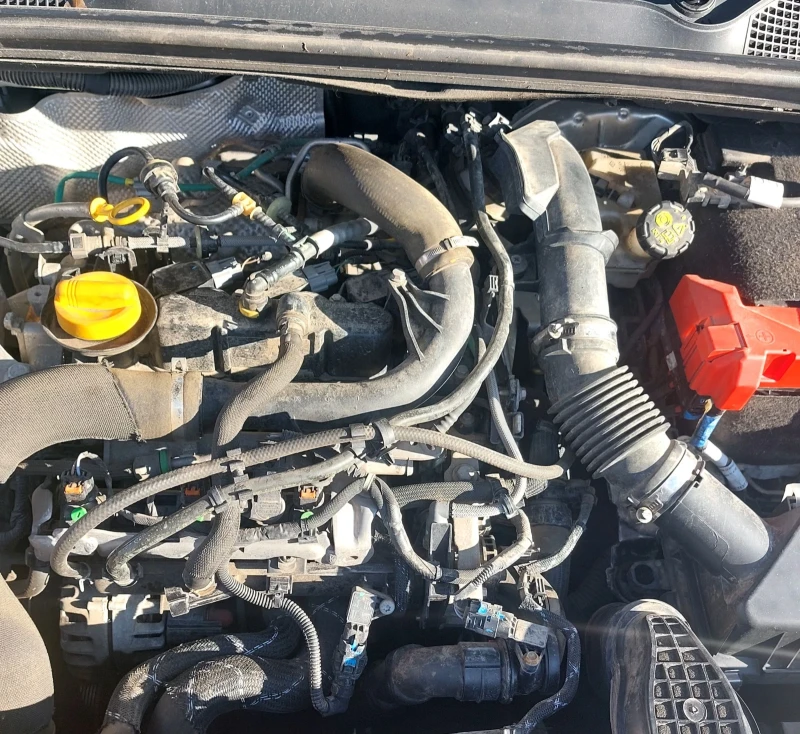 Renault Clio 1.0 LPG, снимка 10 - Автомобили и джипове - 47707423