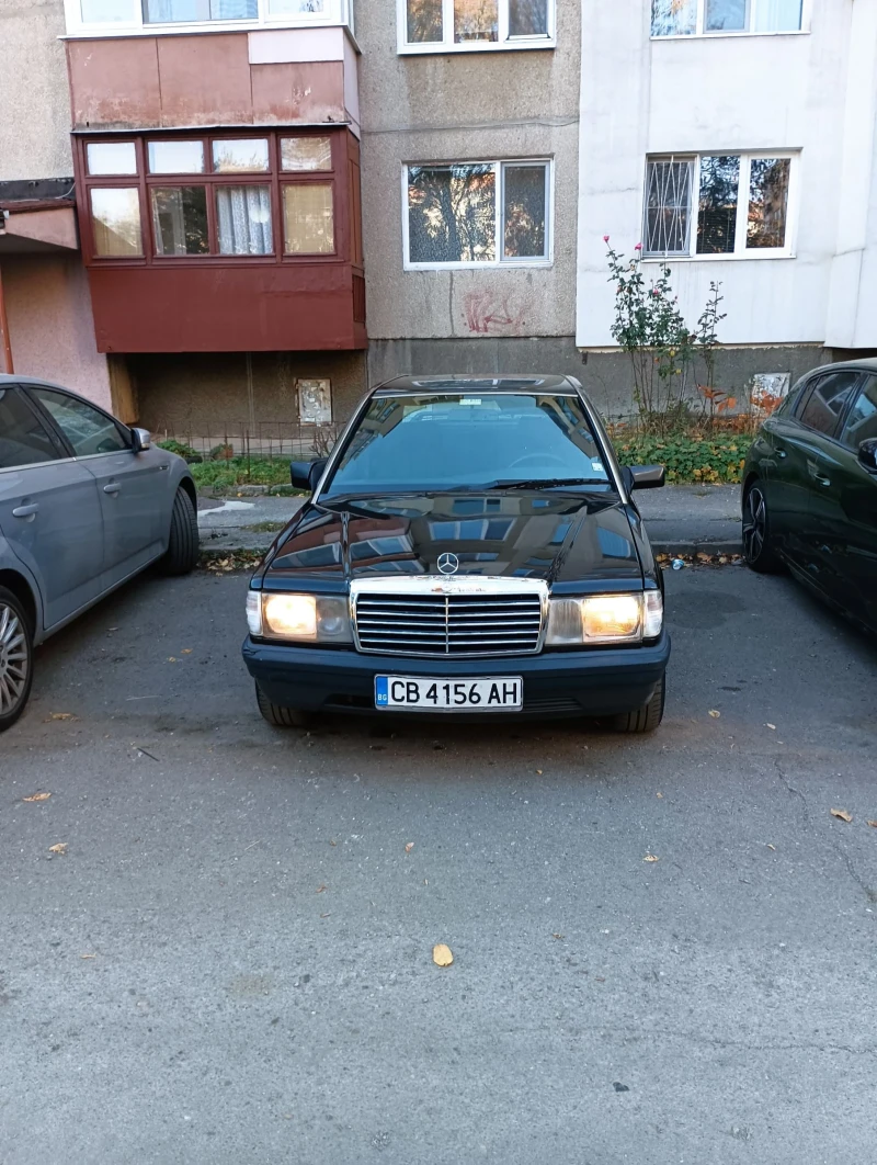 Mercedes-Benz 190 Седан, снимка 3 - Автомобили и джипове - 47903567