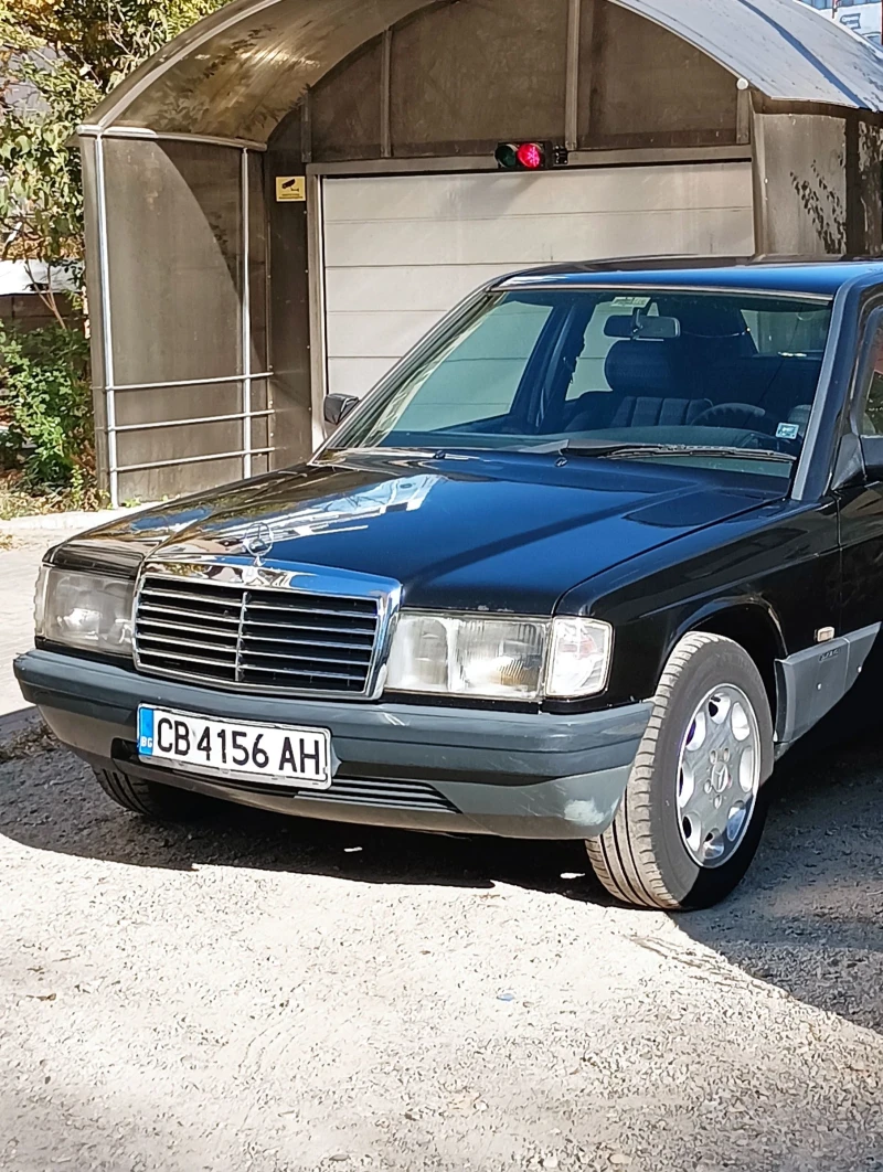 Mercedes-Benz 190 Седан, снимка 8 - Автомобили и джипове - 47903567