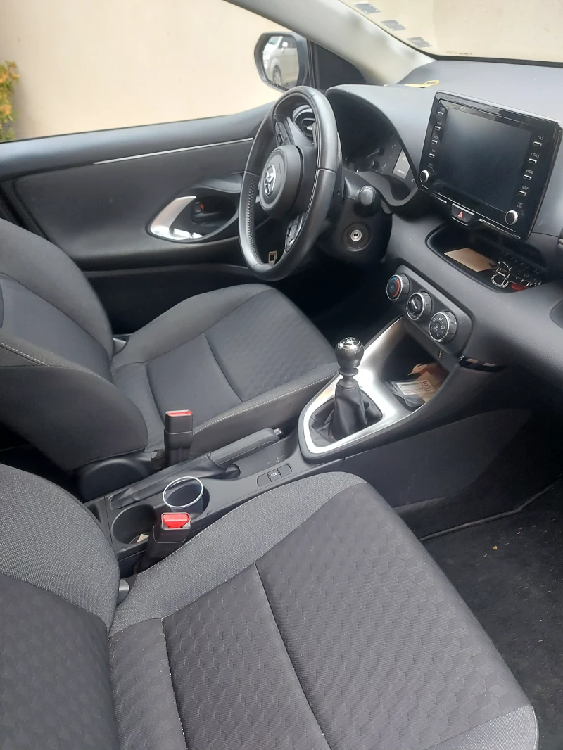 Toyota Yaris, снимка 3 - Автомобили и джипове - 48250966