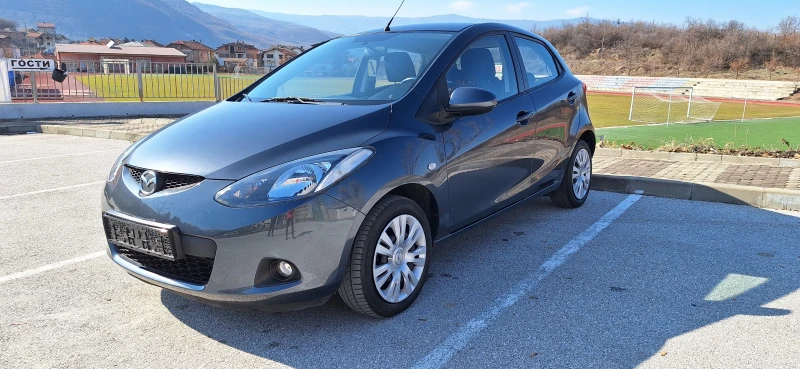 Mazda 2 1.4 Бензин 86кс, снимка 5 - Автомобили и джипове - 49099823