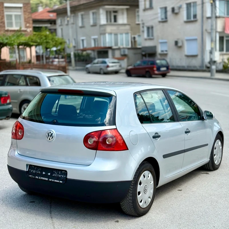 VW Golf 1.9 TDI * ТОП Състояние* * Гарантирани км* , снимка 6 - Автомобили и джипове - 51226877