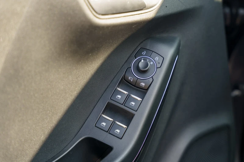 Ford Puma ST line, снимка 15 - Автомобили и джипове - 52518959