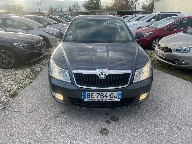 Skoda Octavia 2.0 TDi TOP, снимка 2 - Автомобили и джипове - 52386181