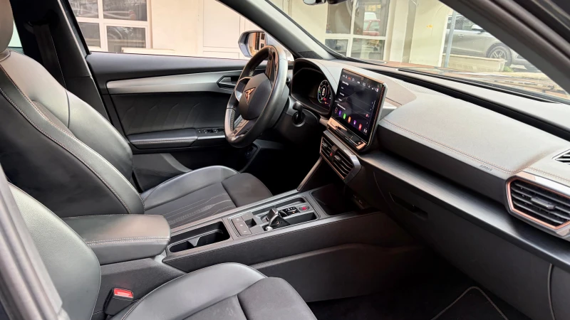 Cupra Formentor Модел 2024 Plug-in хибрид /Лизинг: 530 лв/месец, снимка 7 - Автомобили и джипове - 52639200