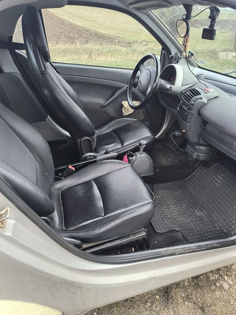 Smart Fortwo, снимка 9 - Автомобили и джипове - 52947620