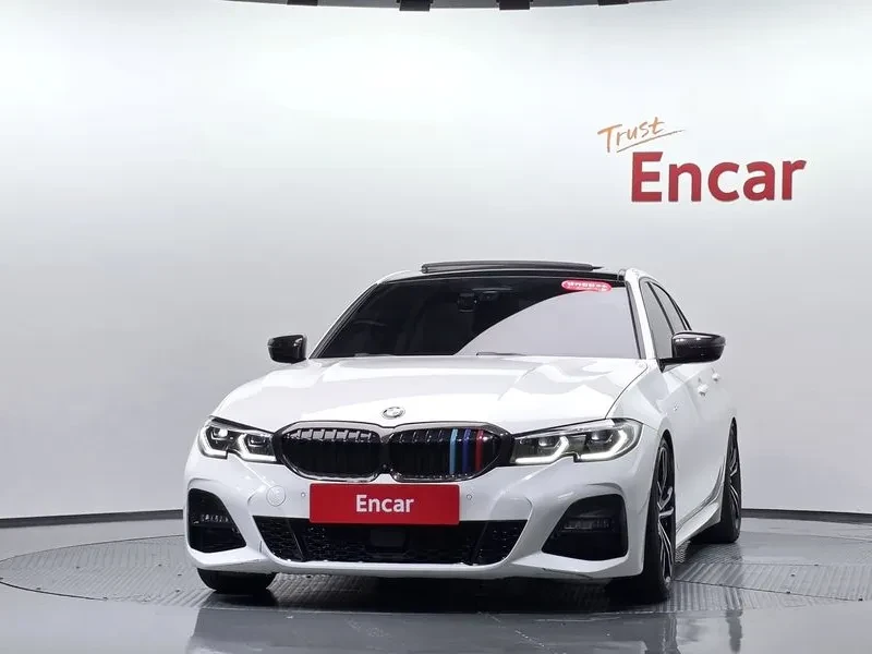 BMW 330 M PACK/360 КАМЕРИ/ПАНОРАМА/ПОДГРЕВ/DISTRONIC, снимка 2 - Автомобили и джипове - 56574625