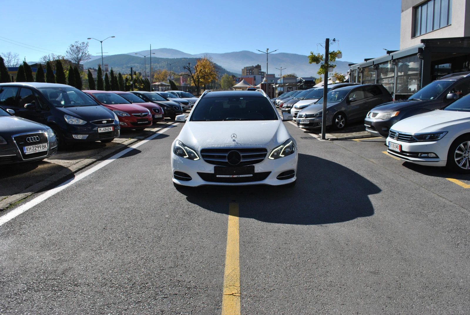 Mercedes-Benz E 220 BLUETEC - изображение 2