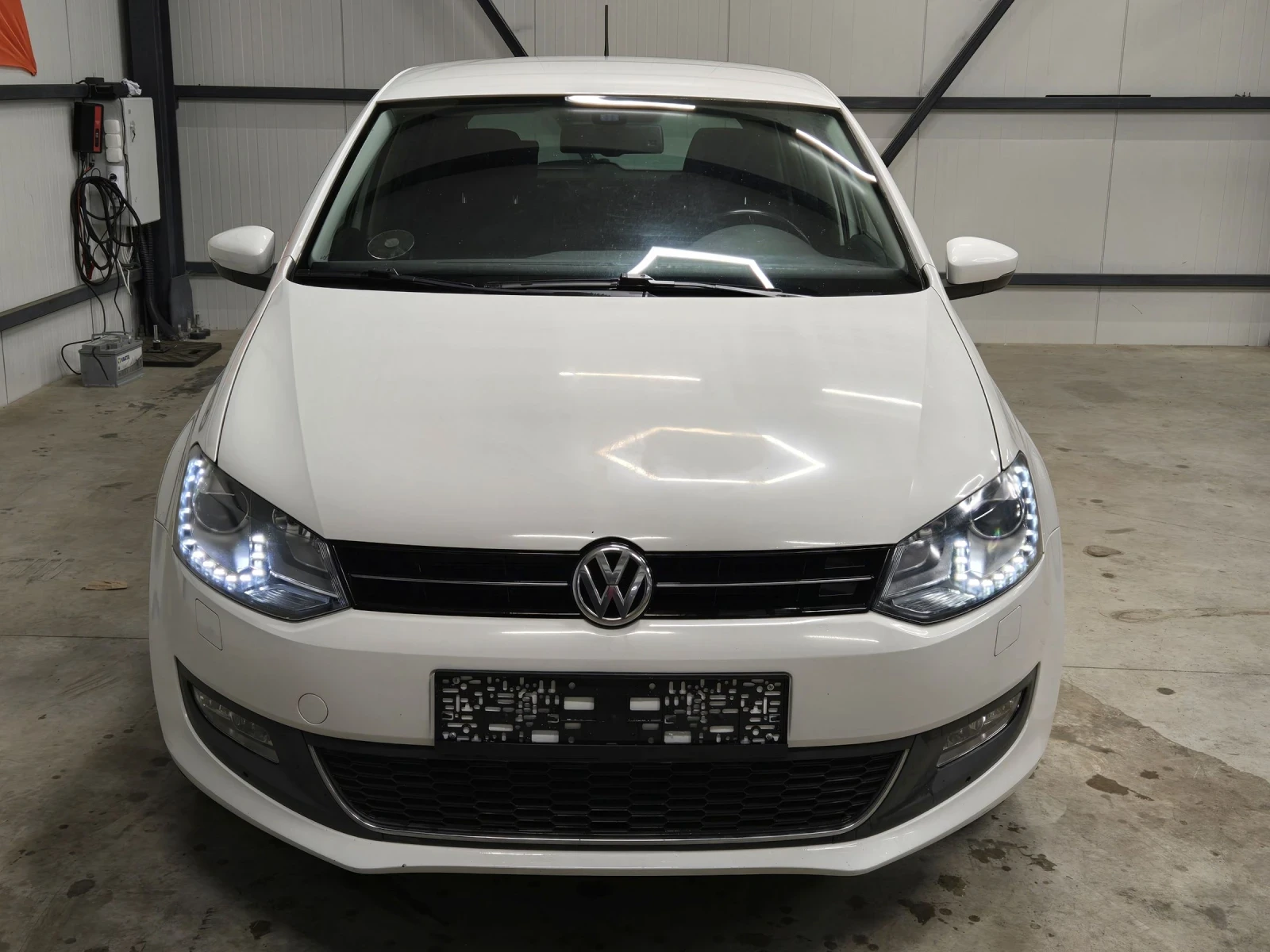 VW Polo 1.2 TSI / 6ск / Ксенон / EU5B - изображение 2