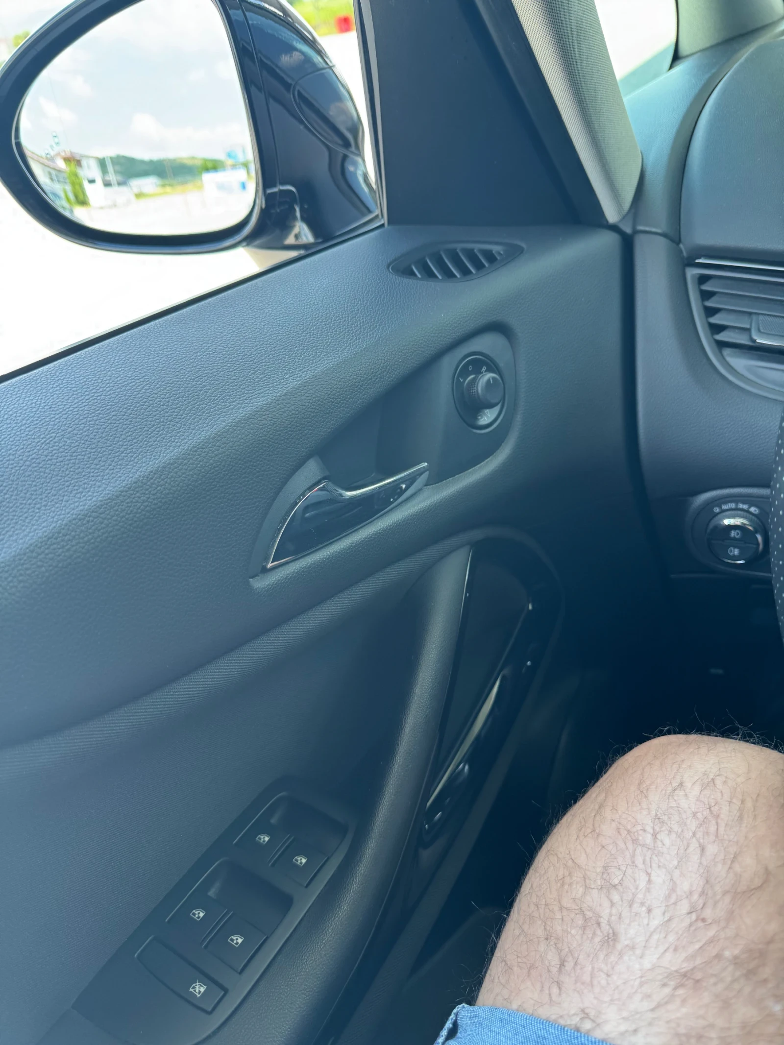 Opel Zafira Cosmo Euro 6D - изображение 9