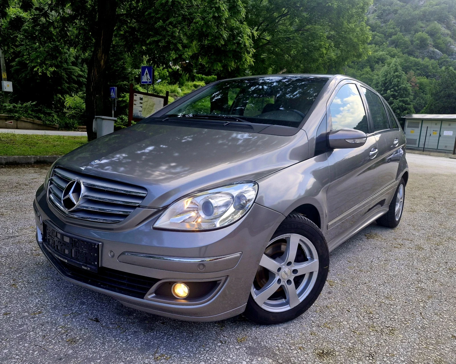 Mercedes-Benz B 200 CDI NAVI PANORAMA - изображение 2