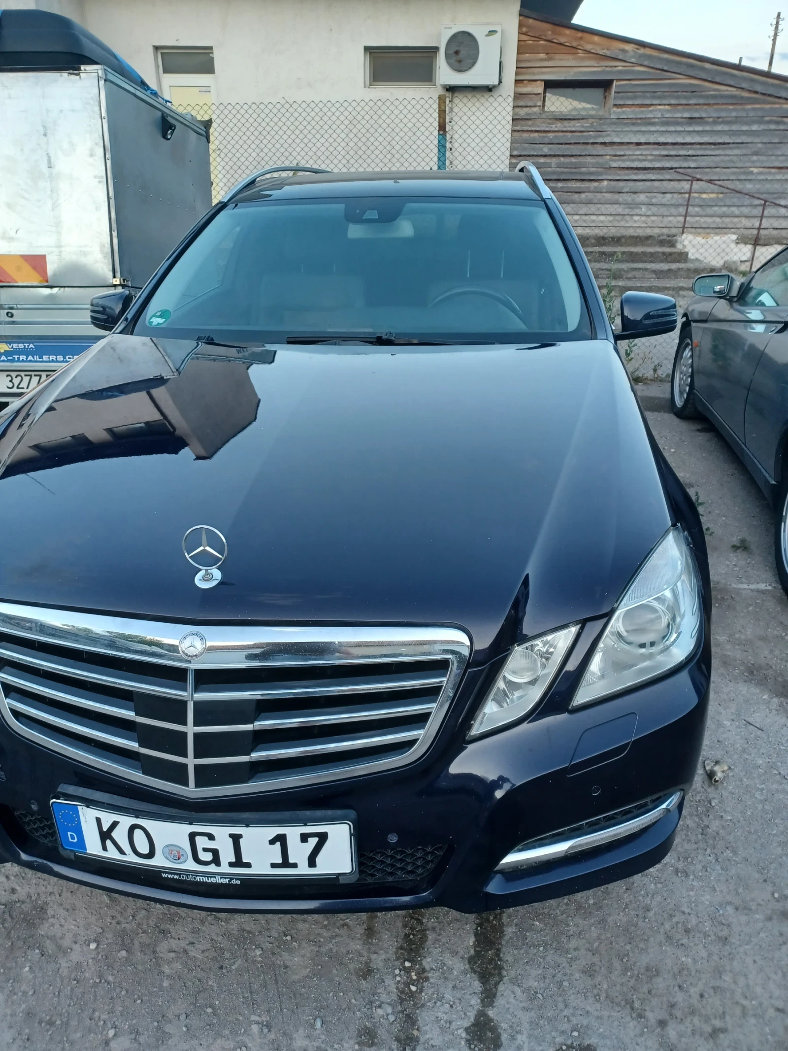 Mercedes-Benz E 300  - изображение 6