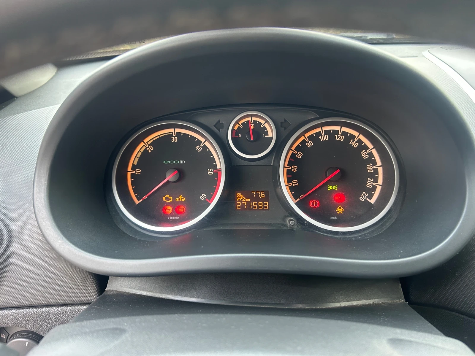 Opel Corsa 1.3cdti | Mobile.bg   15