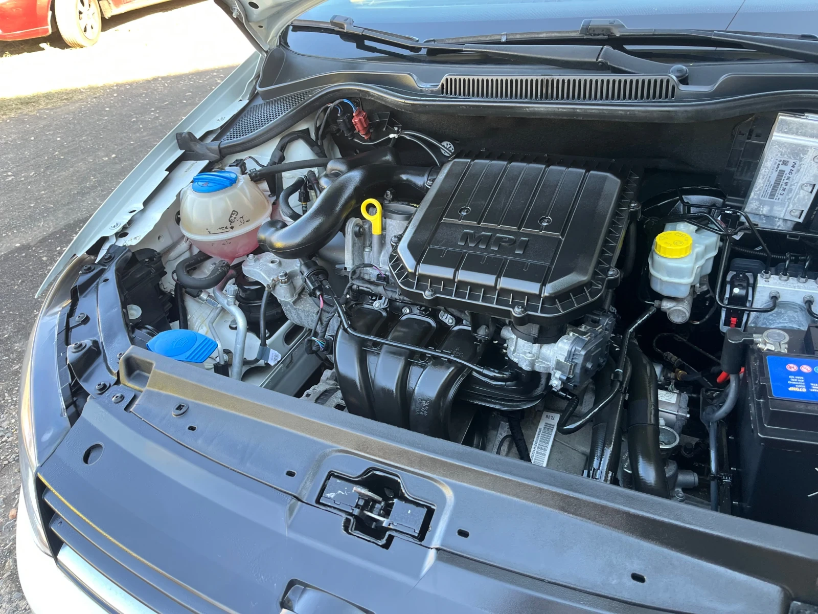 VW Polo 1.0 - изображение 9