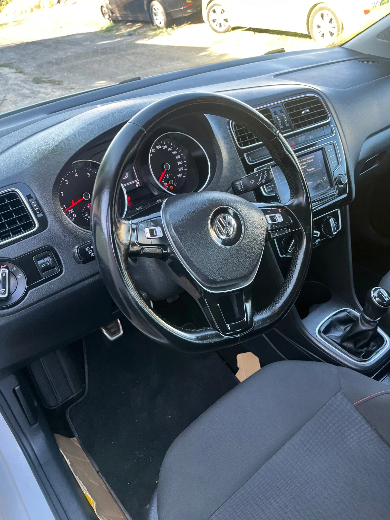 VW Polo 1.0 - изображение 4