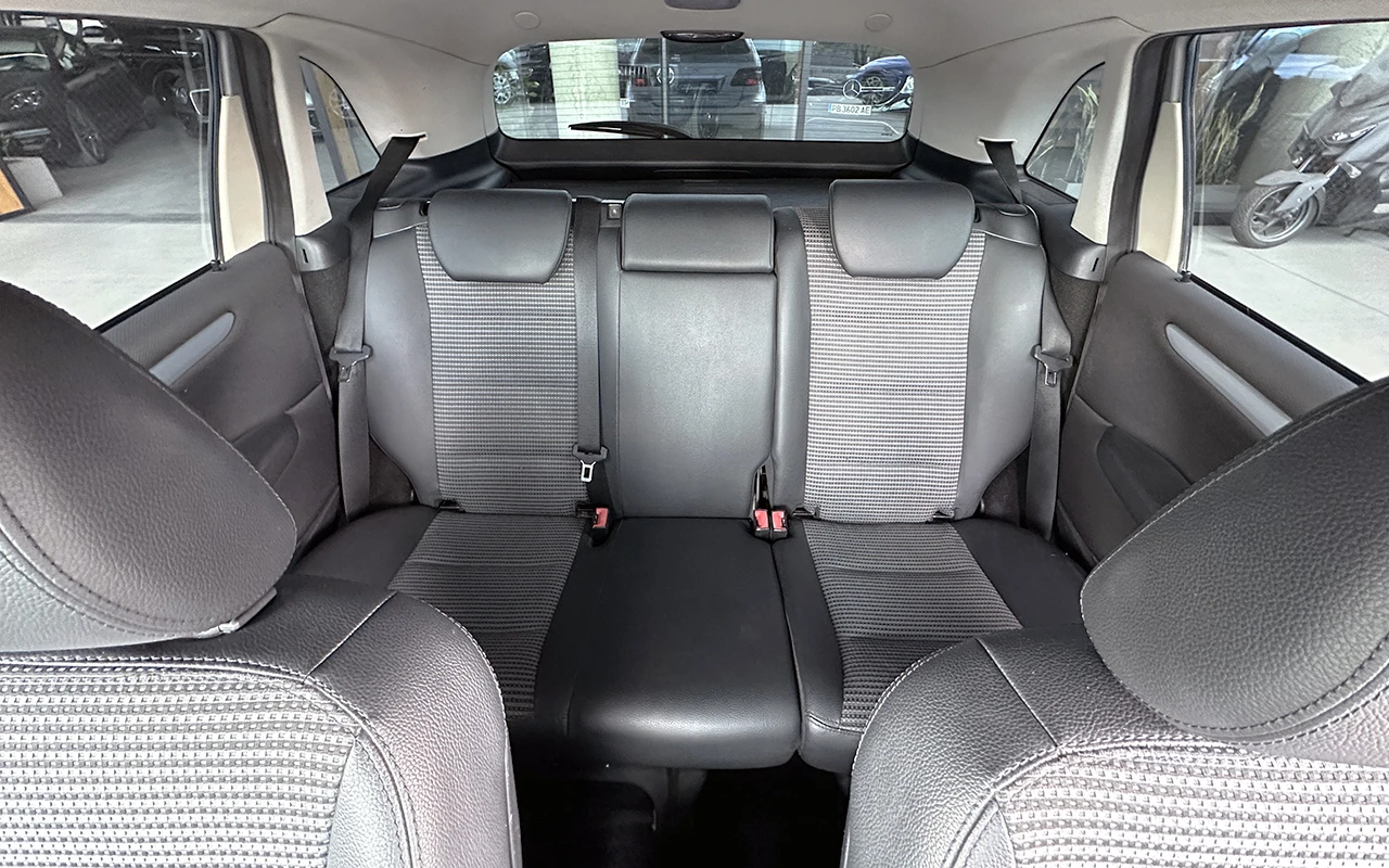 Mercedes-Benz B 200 CDI - изображение 8