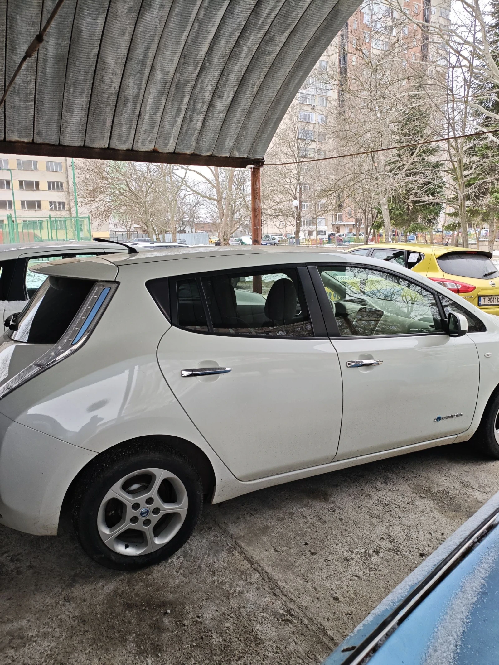 Nissan Leaf   - изображение 5