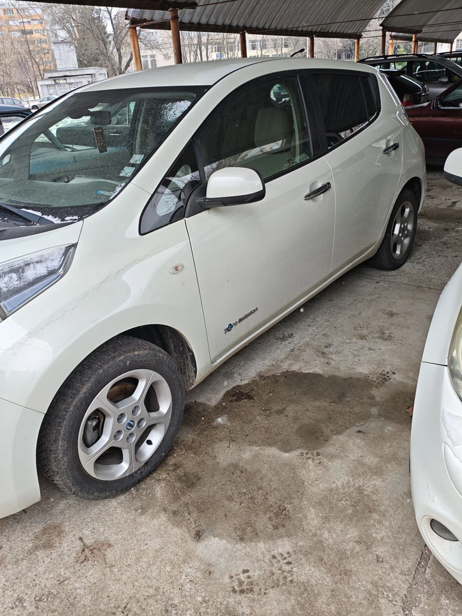 Nissan Leaf   - изображение 3