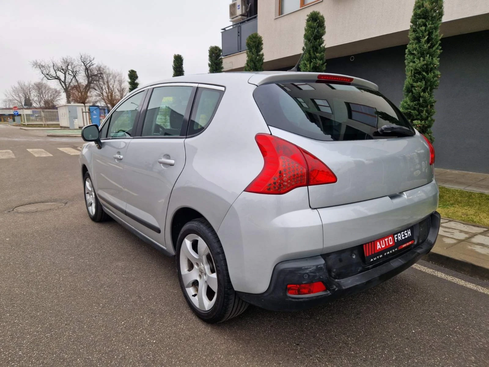Peugeot 3008 2.0 HDI.150 к.с - изображение 4