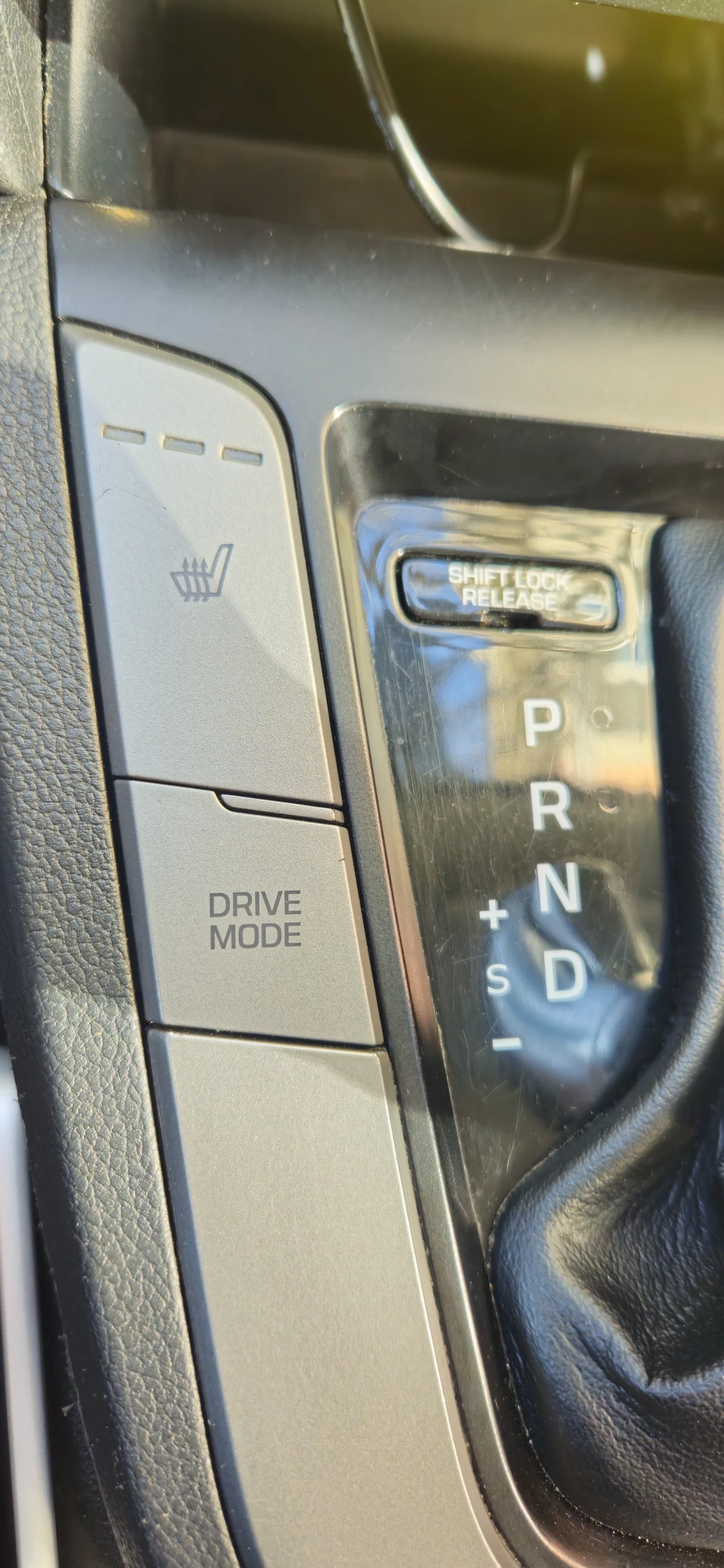 Hyundai Elantra, снимка 8 - Автомобили и джипове - 53825078