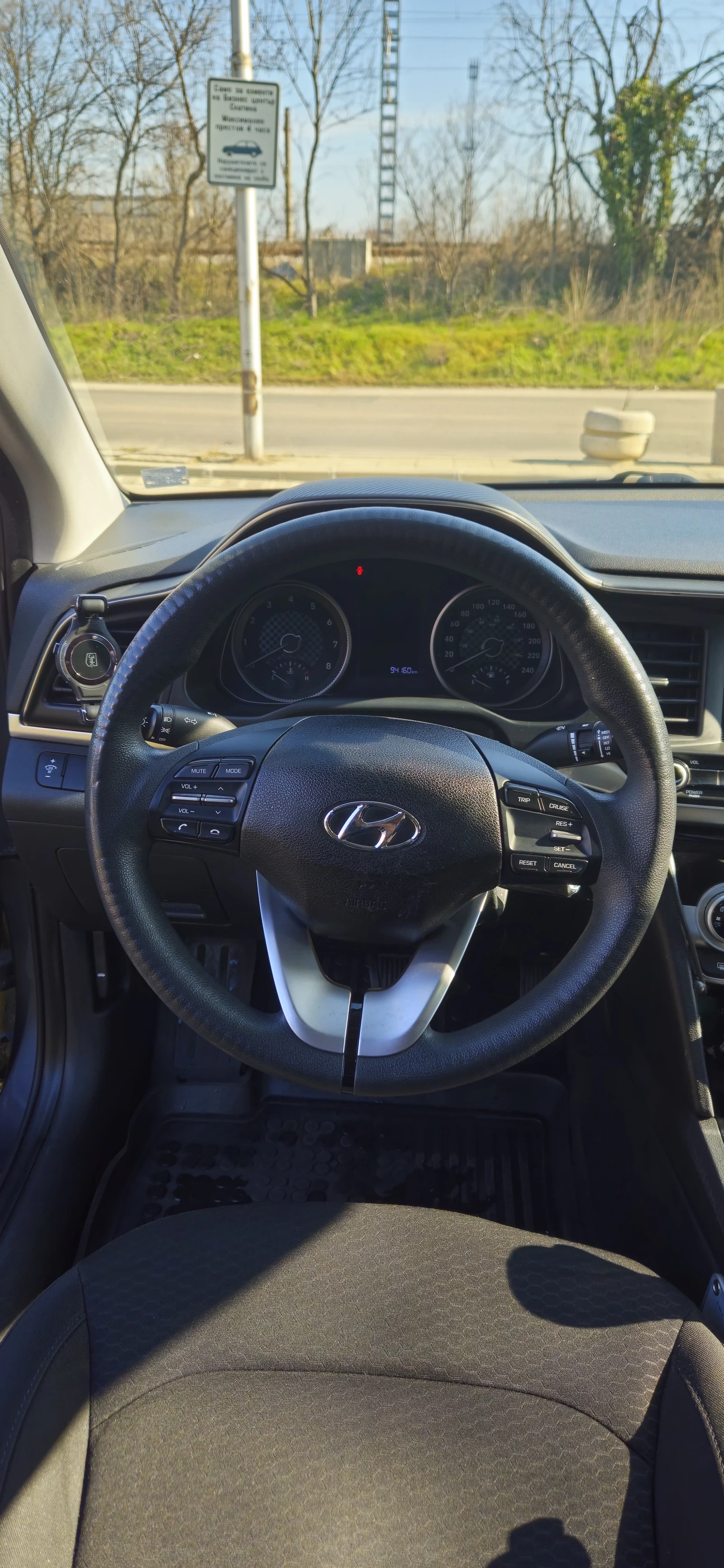 Hyundai Elantra, снимка 5 - Автомобили и джипове - 53825078