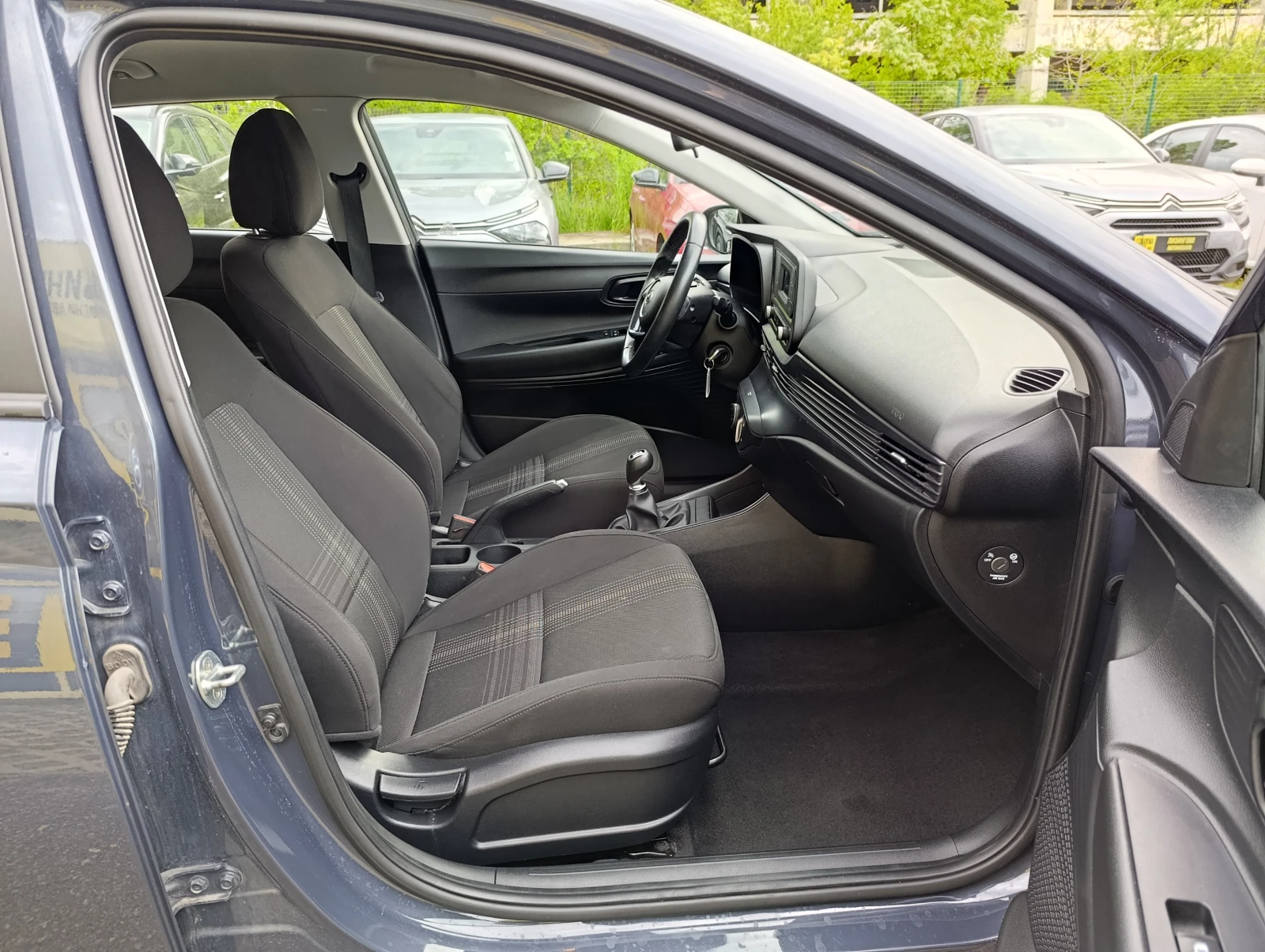 Hyundai I20 85hp ������� �� �� | Mobile.bg � ����������� 8
