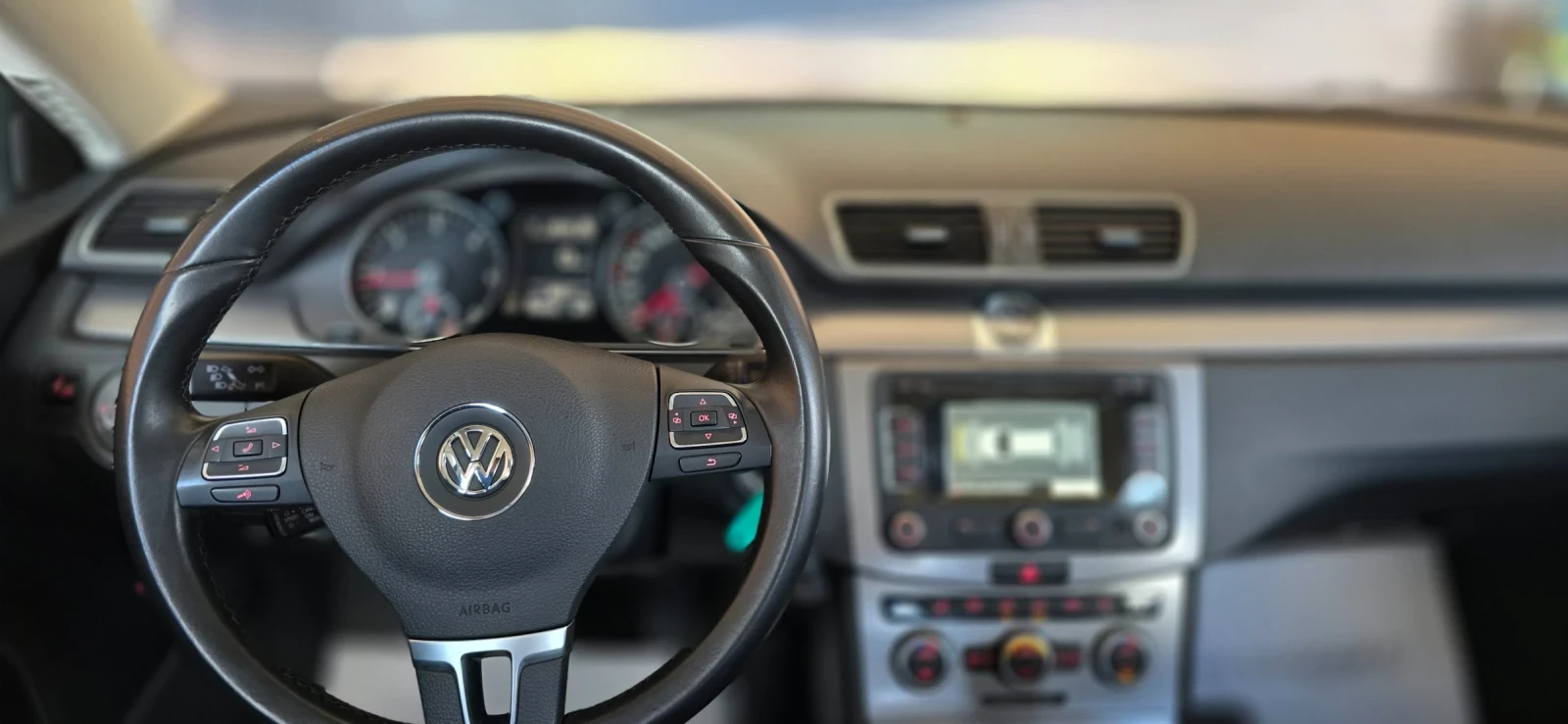 VW Passat 2.0 140hp, снимка 14 - Автомобили и джипове - 54097536