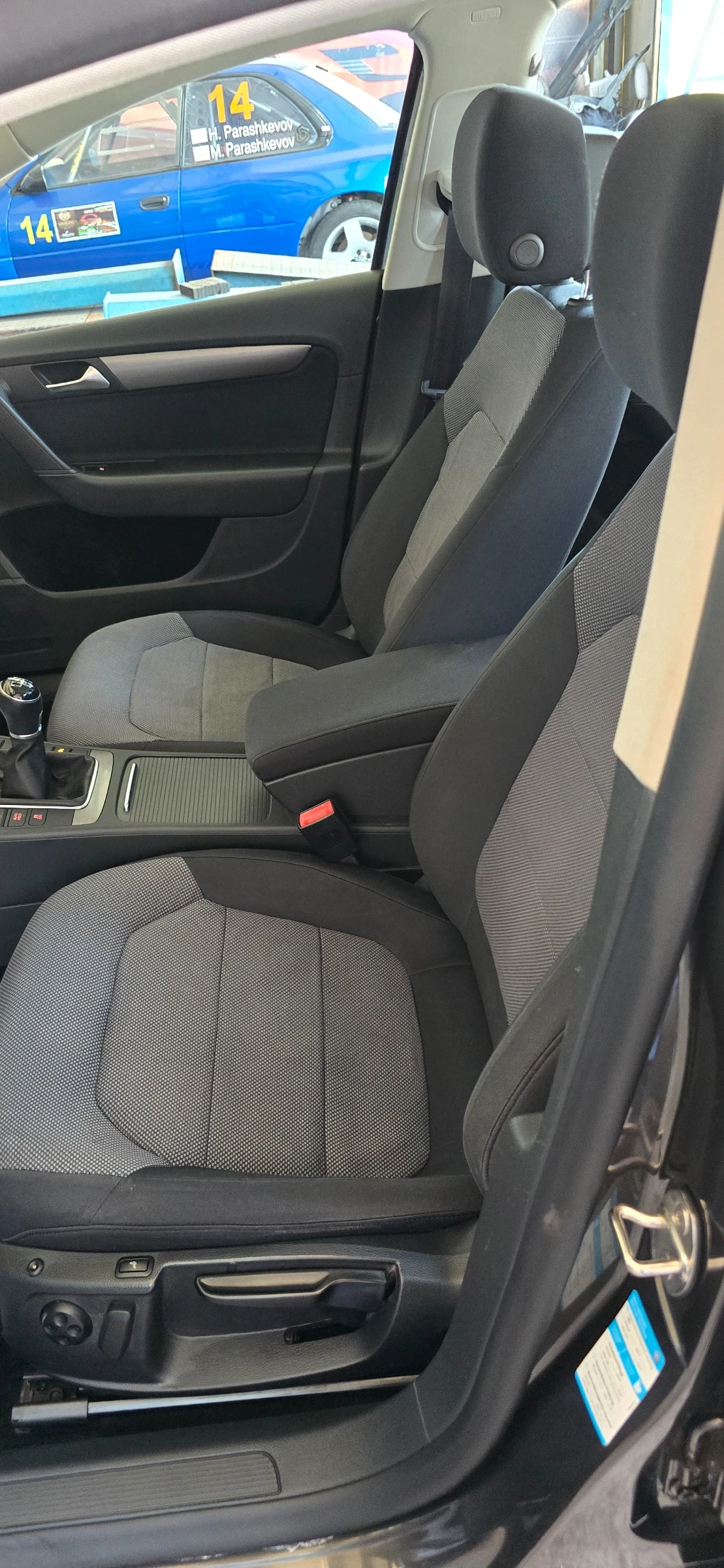 VW Passat 2.0 140hp, снимка 15 - Автомобили и джипове - 54097536