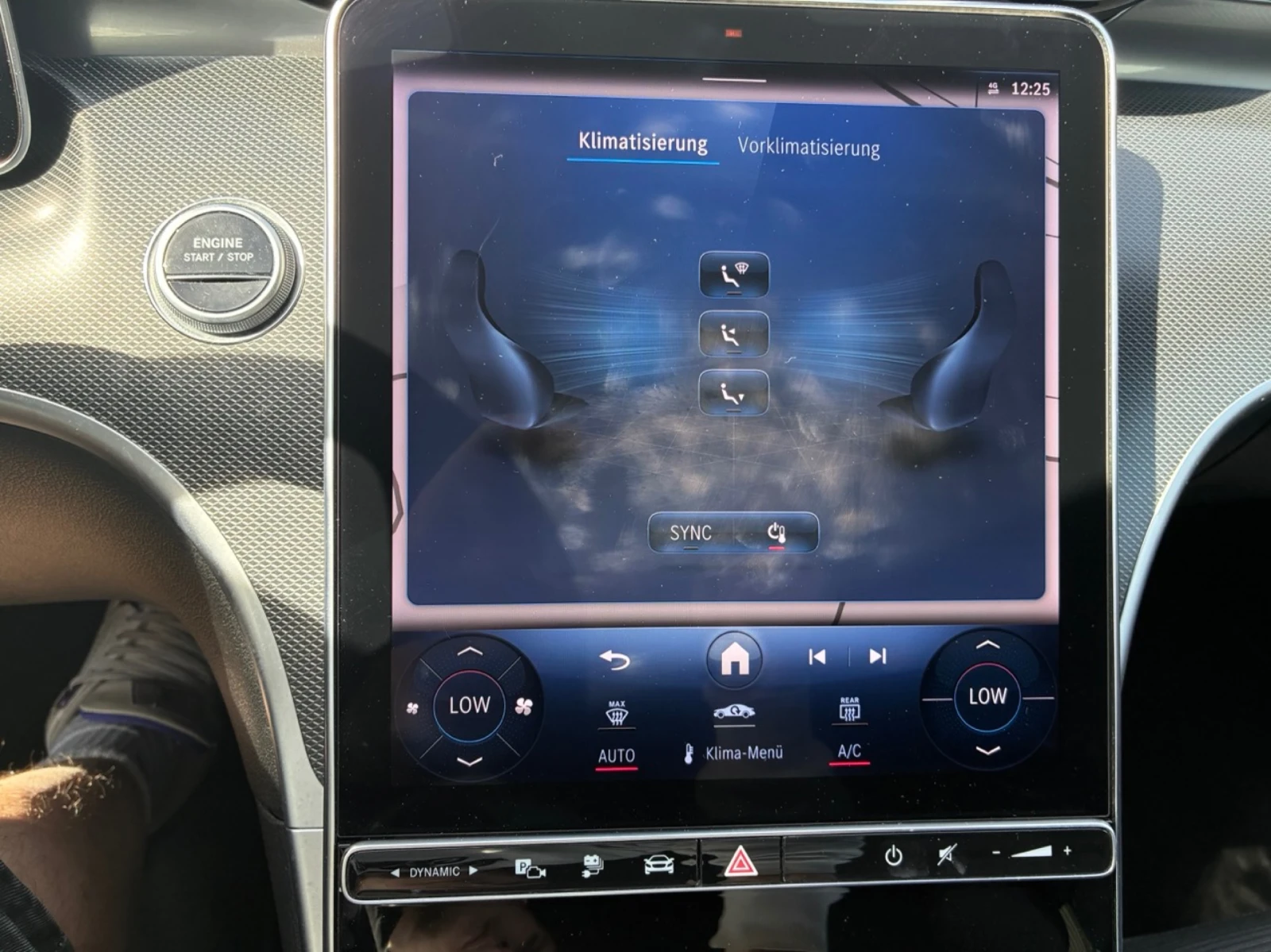 Mercedes-Benz C 300 e T Avantgarde, снимка 10 - Автомобили и джипове - 54280769