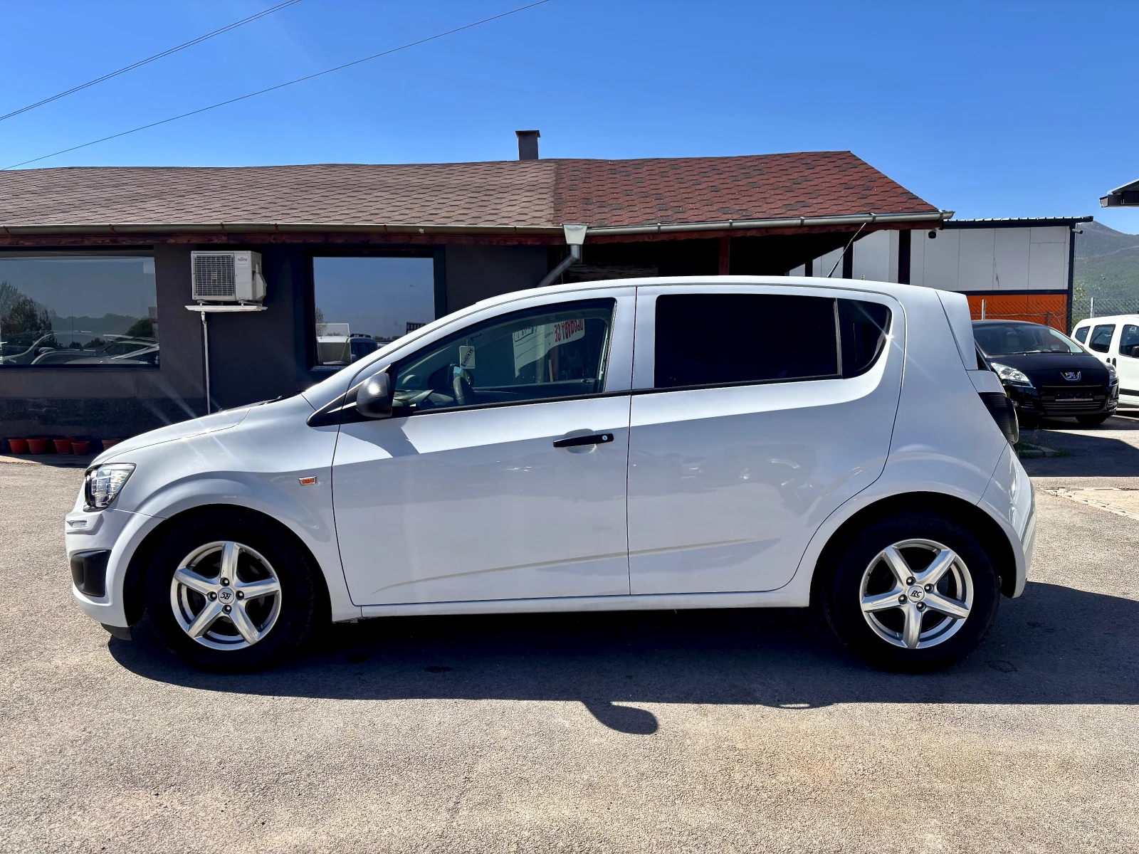 Chevrolet Aveo, снимка 5 - Автомобили и джипове - 54330942