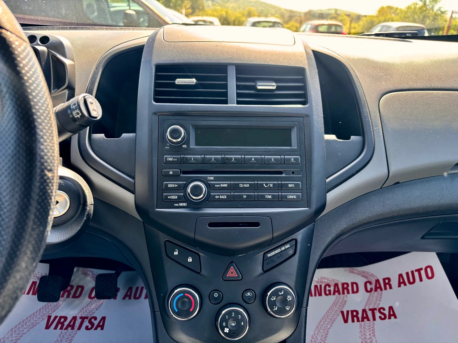 Chevrolet Aveo, снимка 12 - Автомобили и джипове - 54330942