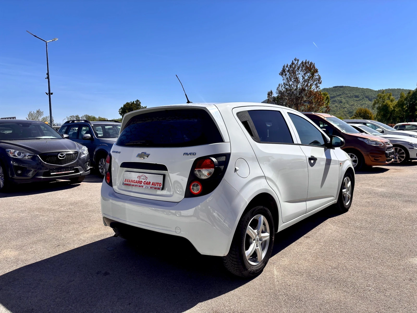 Chevrolet Aveo, снимка 6 - Автомобили и джипове - 54330942