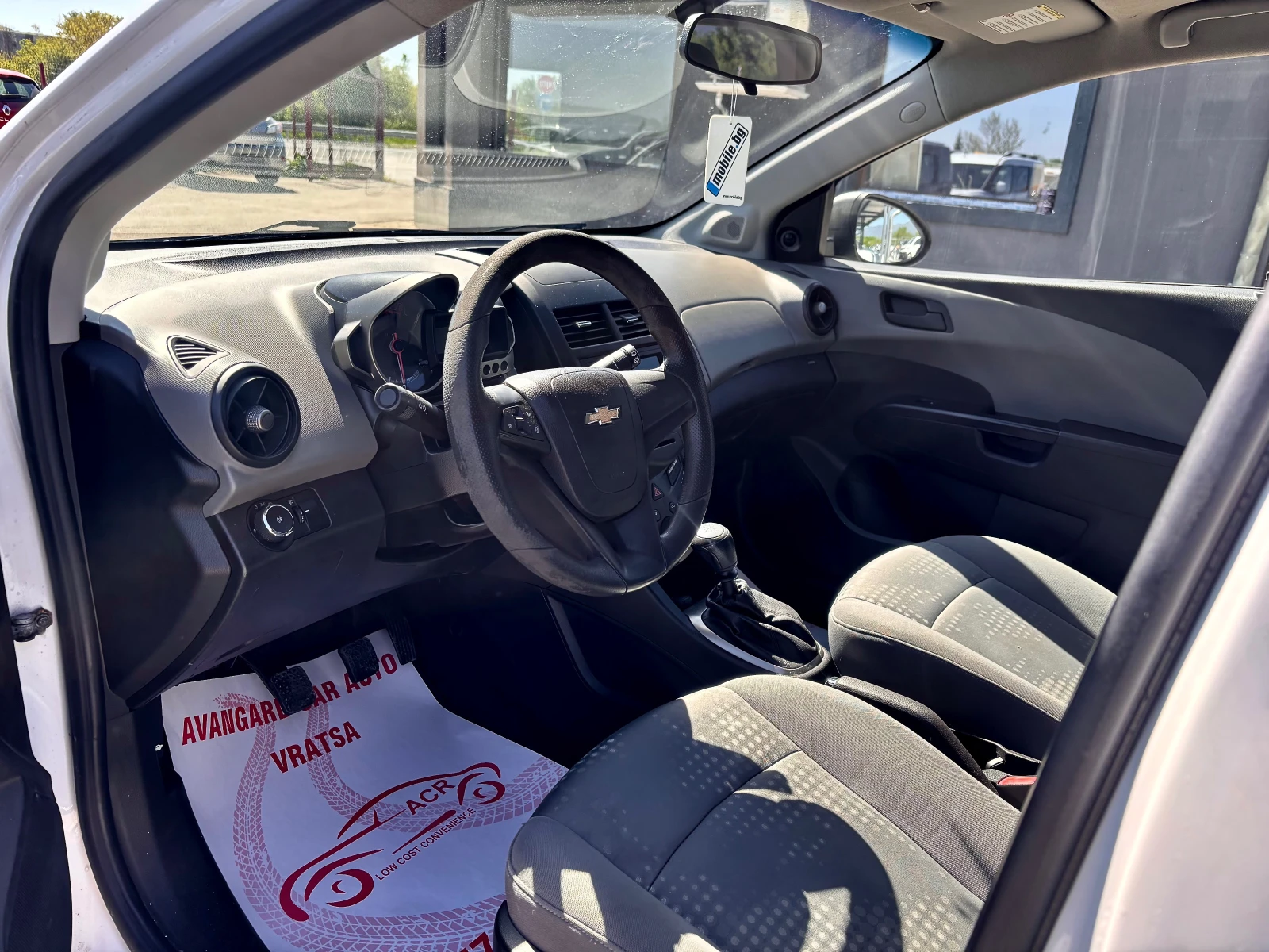 Chevrolet Aveo, снимка 9 - Автомобили и джипове - 54330942