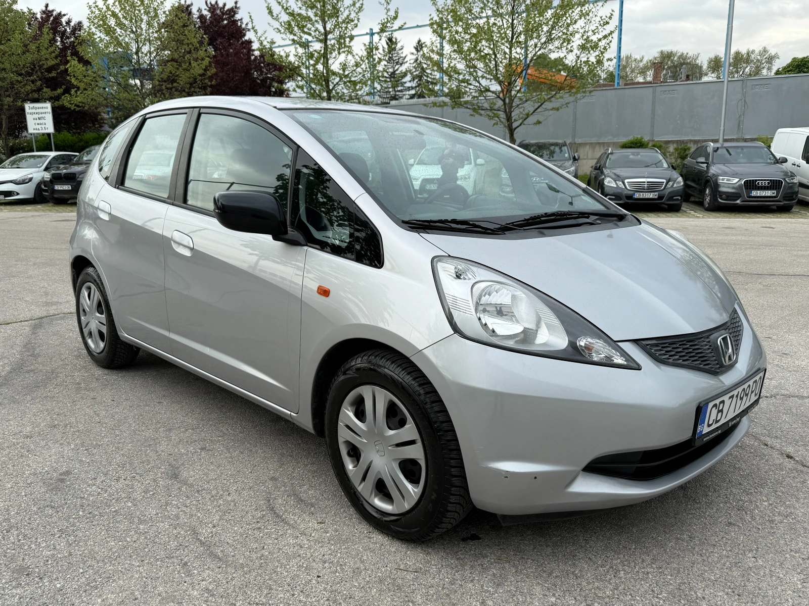 Honda Jazz, снимка 6 - Автомобили и джипове - 54477265