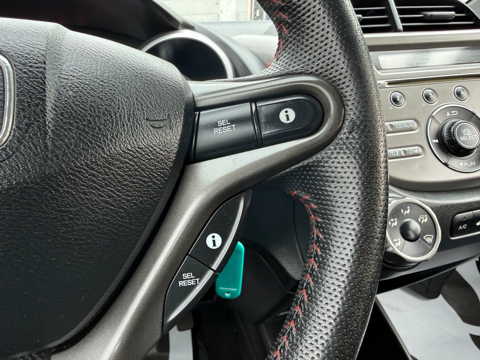 Honda Jazz, снимка 14 - Автомобили и джипове - 54477265