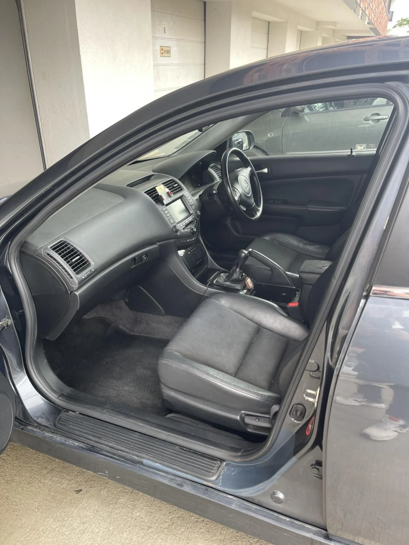 Honda Accord 2.2 SPORT SE, снимка 8 - Автомобили и джипове - 54604629