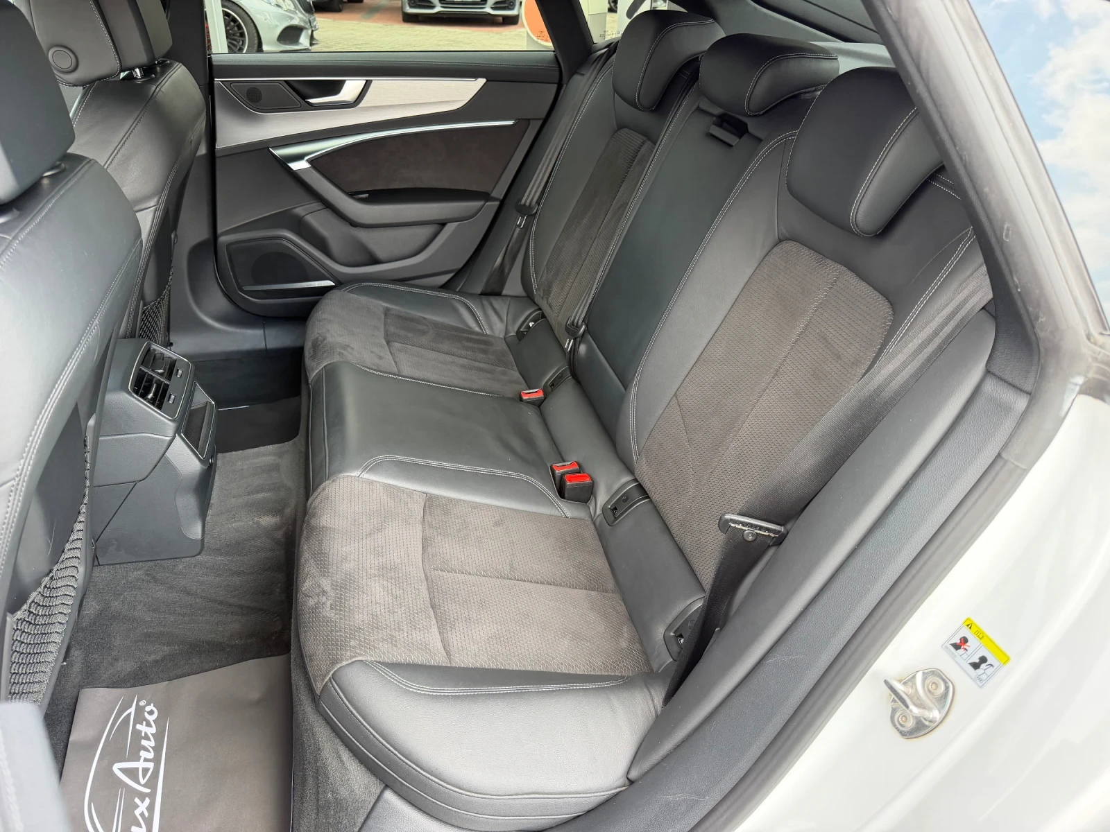 Audi A7 50TDI#MATRIX#RS PACK#ALACANTARA#SOFTCLOSE#B&O#AIRM, снимка 13 - Автомобили и джипове - 54805504