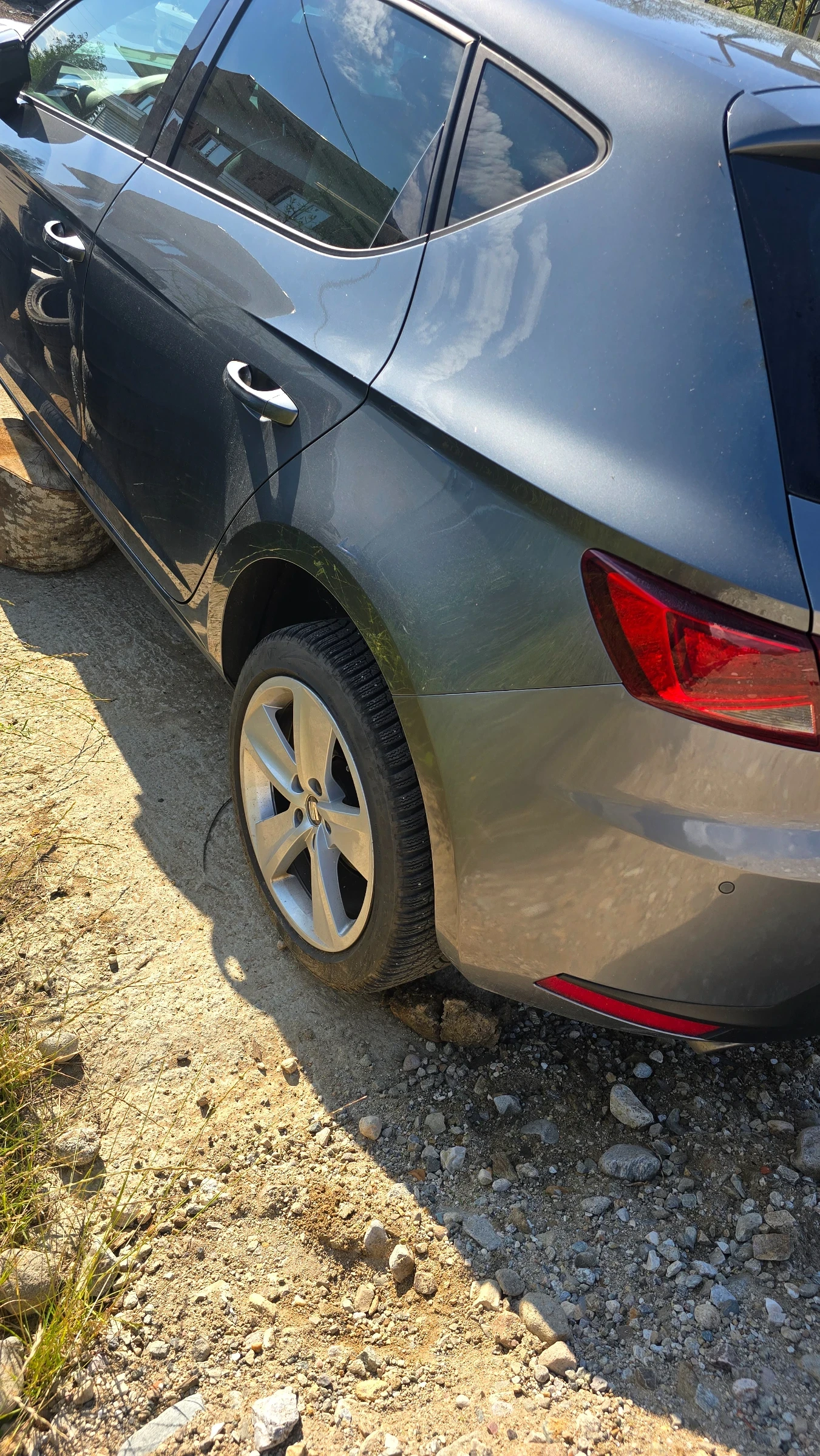 Seat Leon, снимка 4 - Автомобили и джипове - 54828981