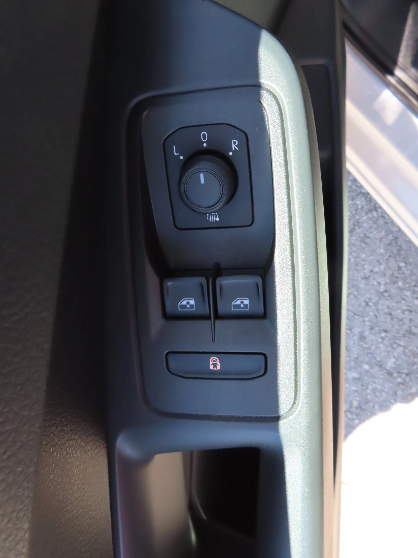 VW Caddy | Mobile.bg � ����������� 11